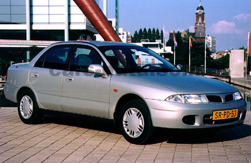 Mitsubishi Carisma