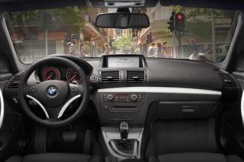 BMW 1-series 2011