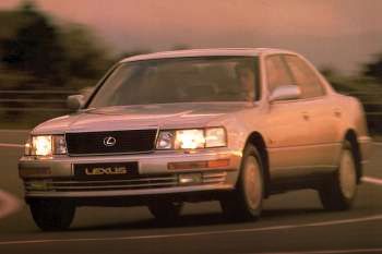Lexus LS 400
