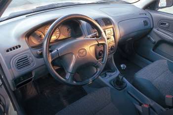 Mazda 323 Sedan