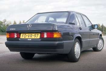 Mercedes-Benz 190-series 1988