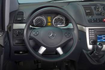 Mercedes-Benz Viano Combi