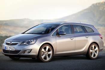 Opel Astra Sports Tourer 1.4 100hp Selection