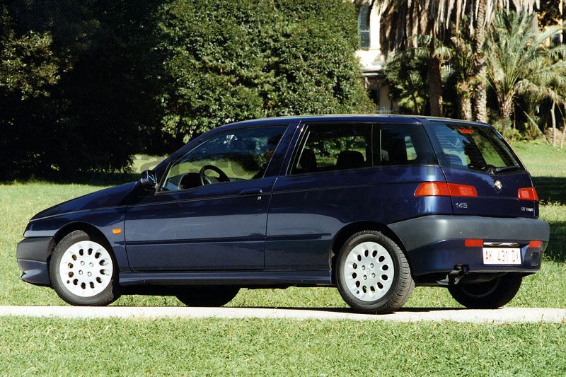 Alfa Romeo 145