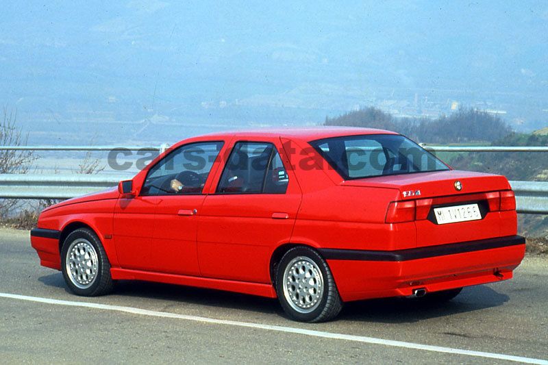 Alfa Romeo 155