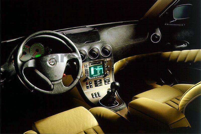 Alfa Romeo 166