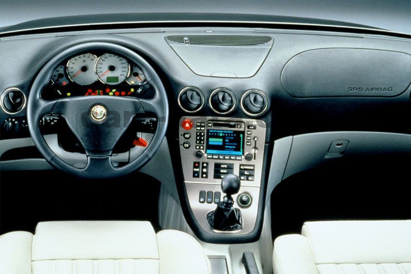 Alfa Romeo 166