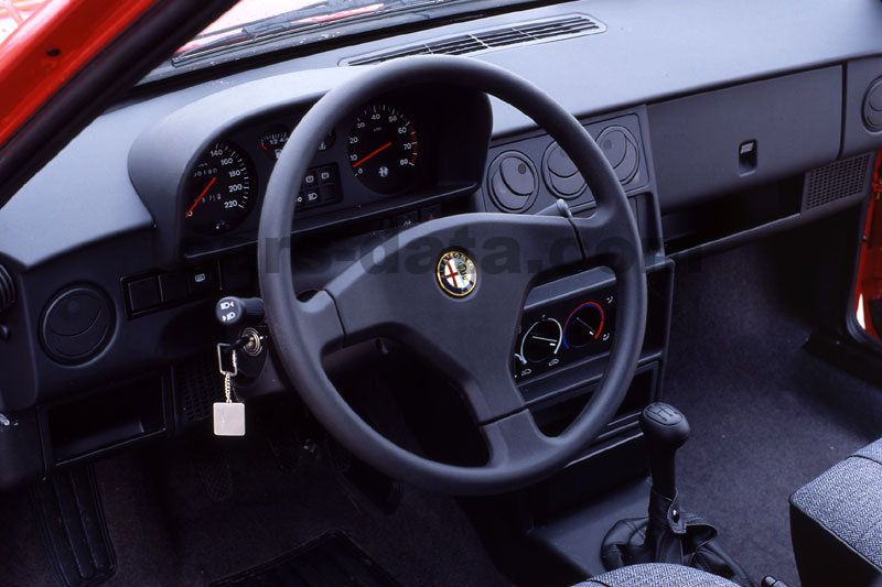 Alfa Romeo 33 SportWagon