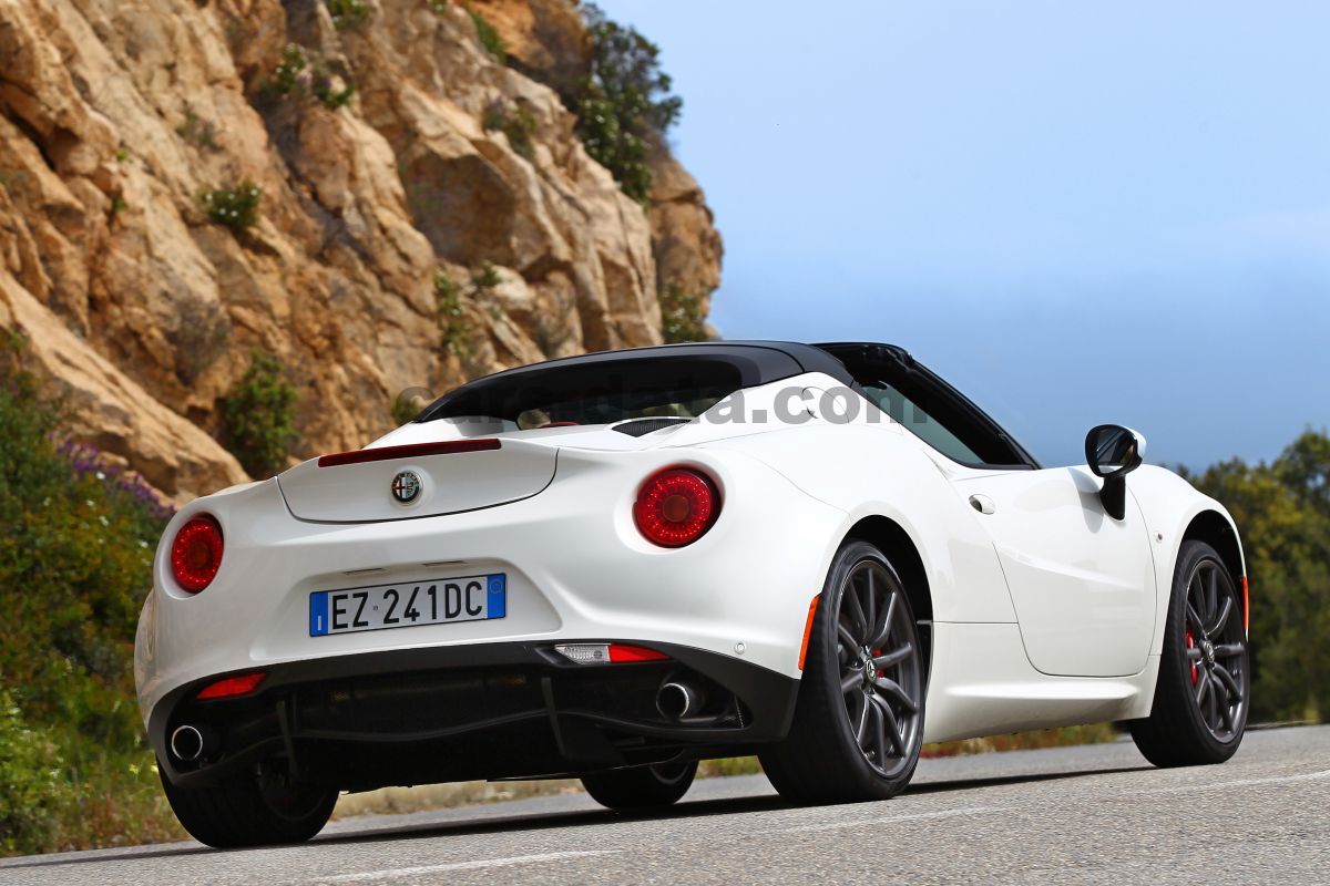 Alfa Romeo 4C Spider