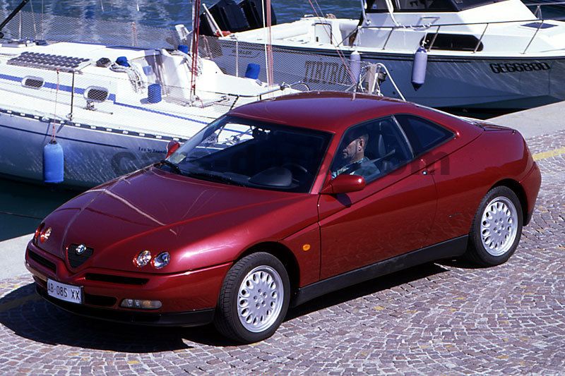 Alfa Romeo GTV