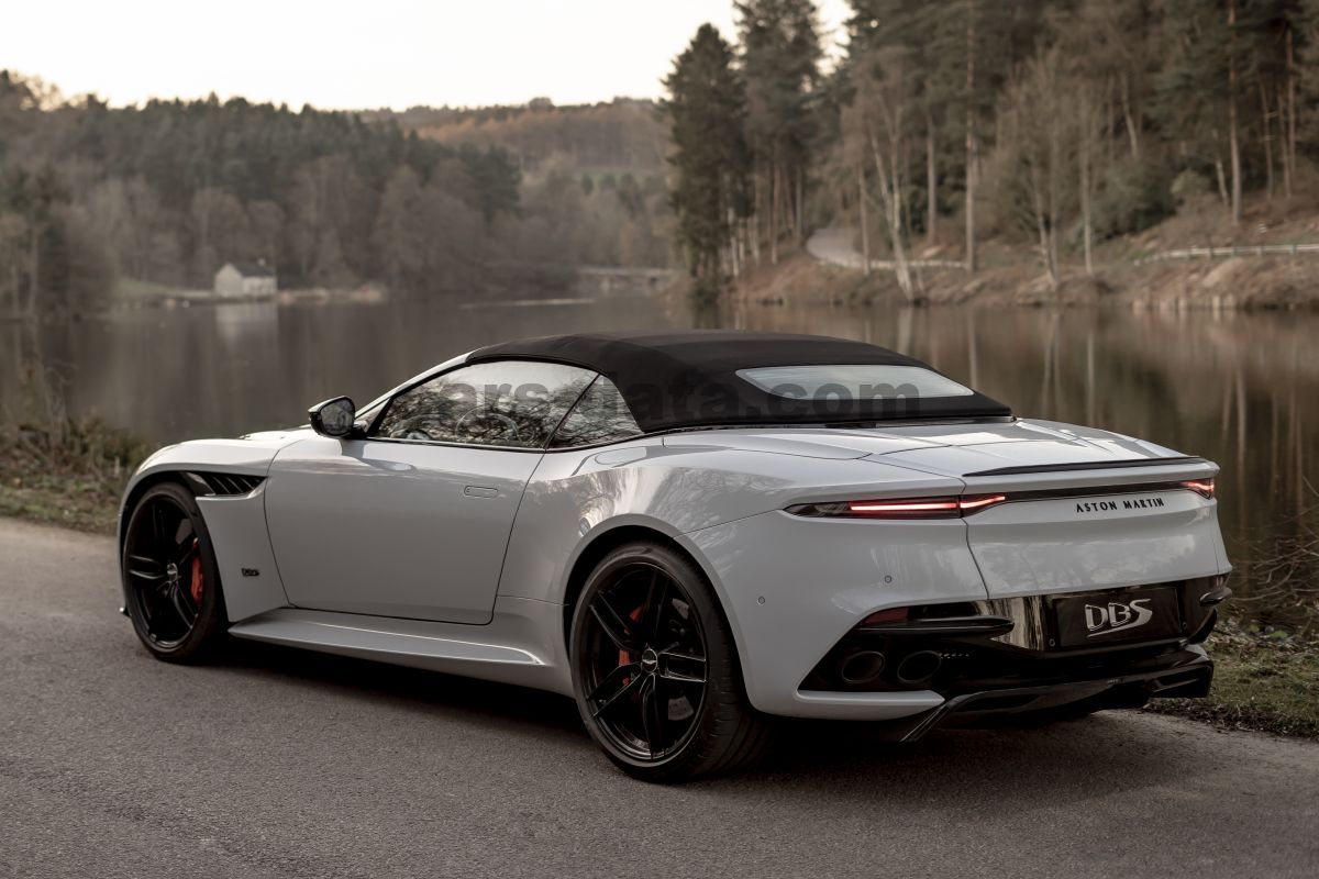 Aston Martin DBS Volante