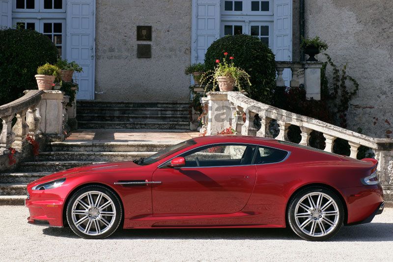 Aston Martin DBS