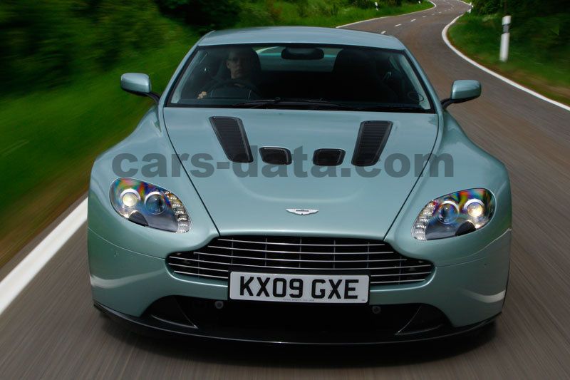 Aston Martin V12 Vantage Coupe