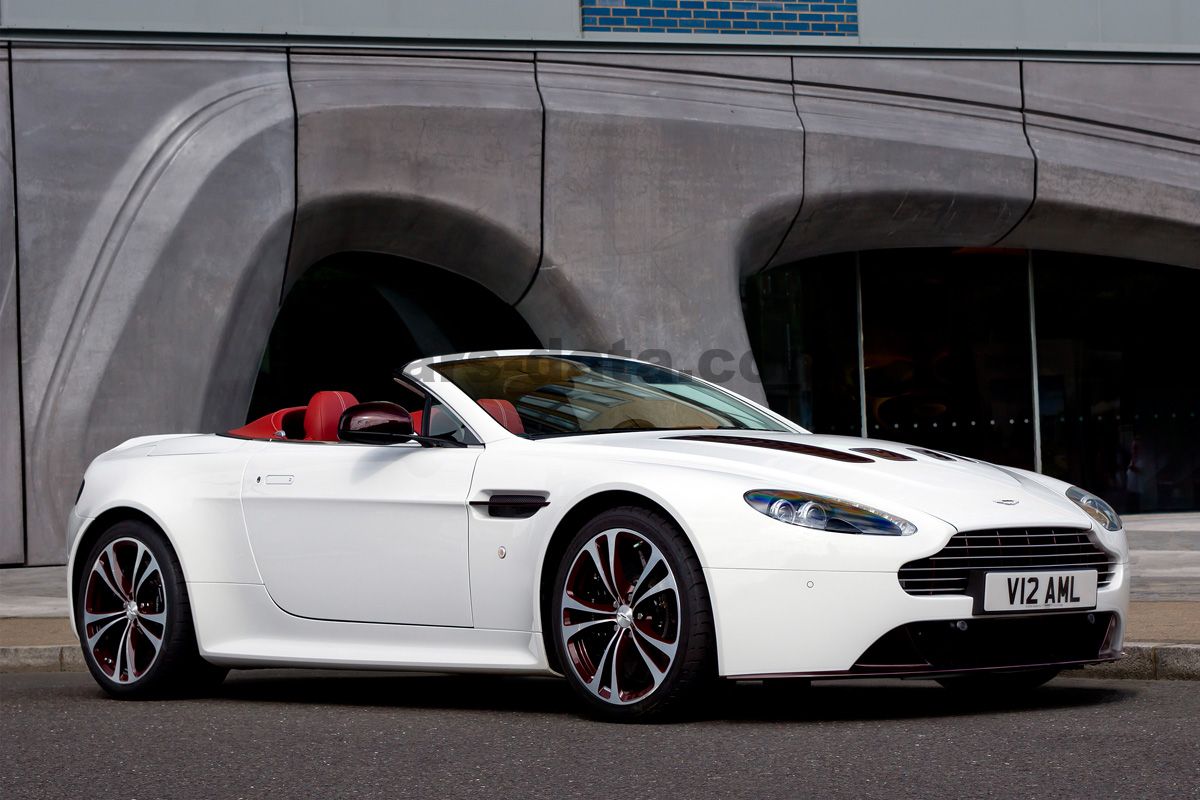 Aston Martin V12 Vantage Roadster