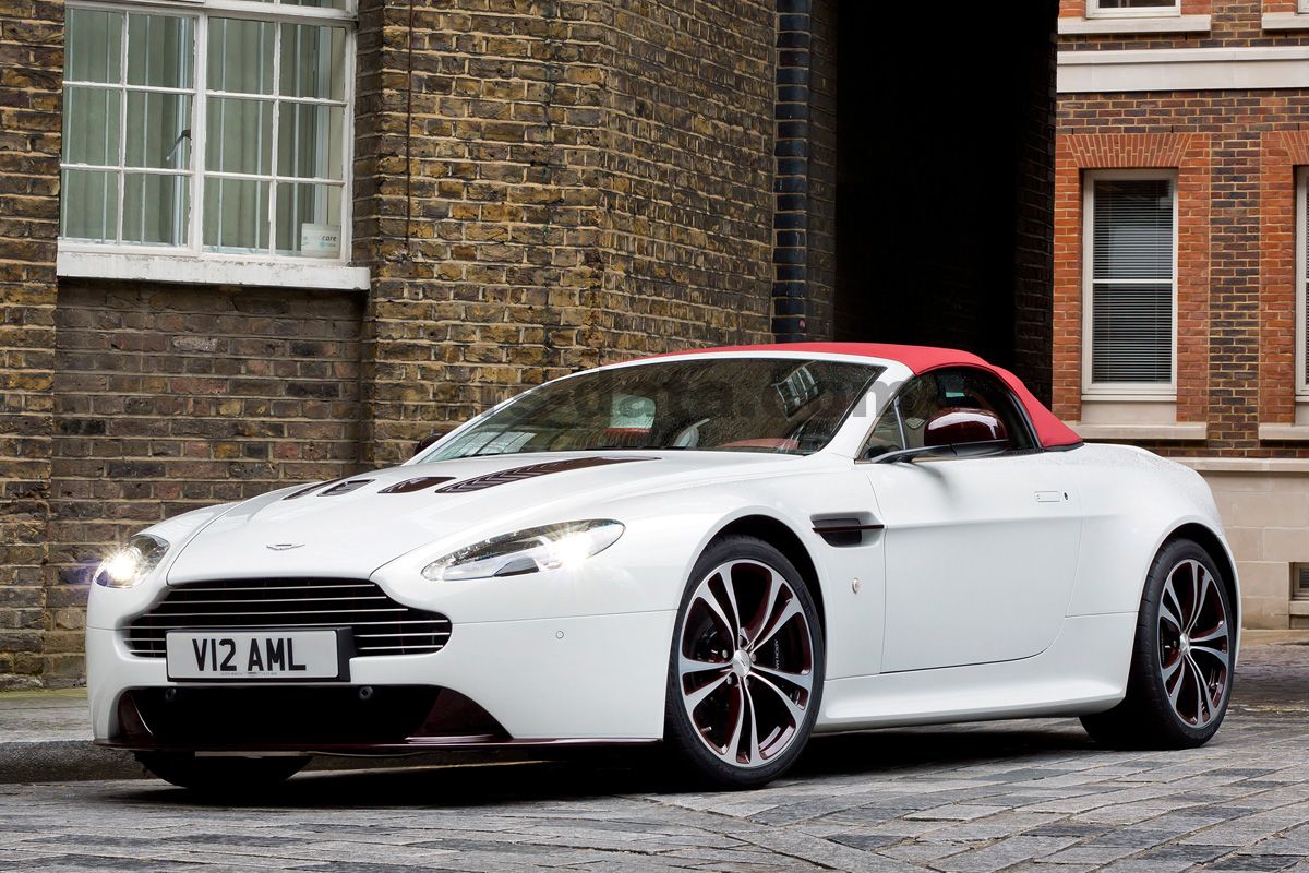 Aston Martin V12 Vantage Roadster