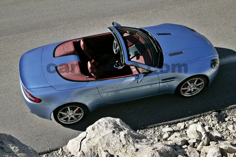 Aston Martin V8 Vantage Roadster