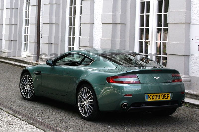 Aston Martin V8 Vantage