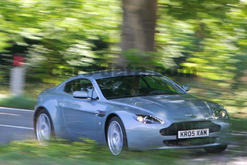 Aston Martin V8 Vantage