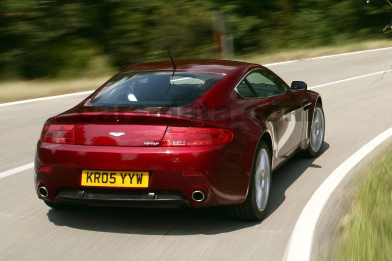 Aston Martin V8 Vantage