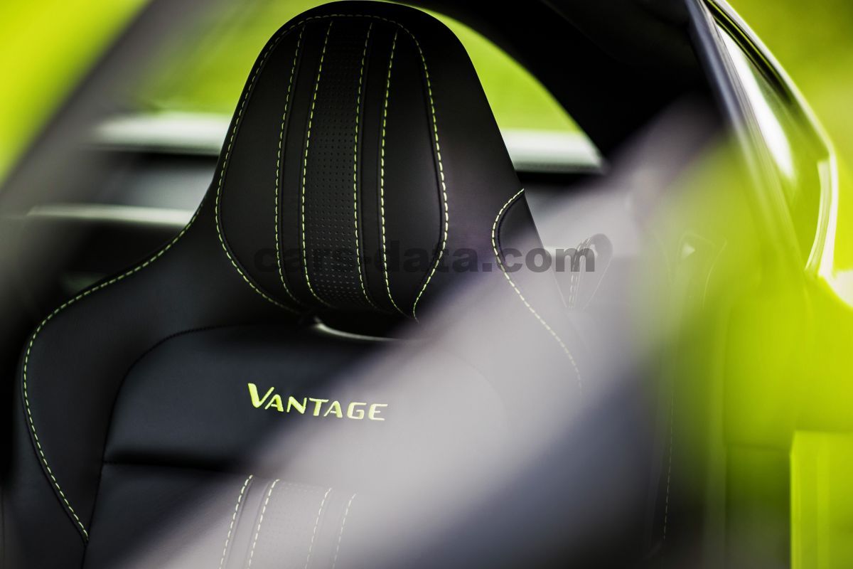 Aston Martin Vantage