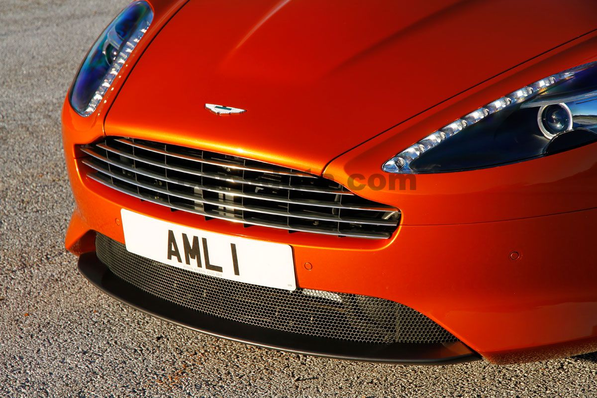 Aston Martin Virage