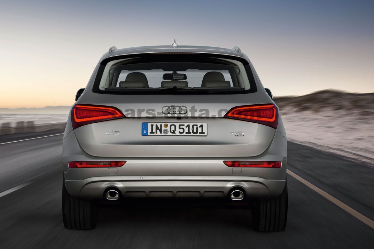 Audi Q5 images (1 of 37)