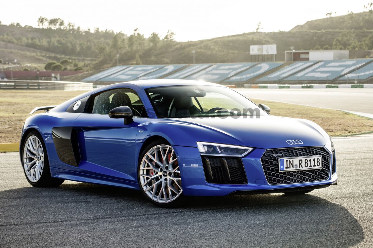 Audi R8 Coupe