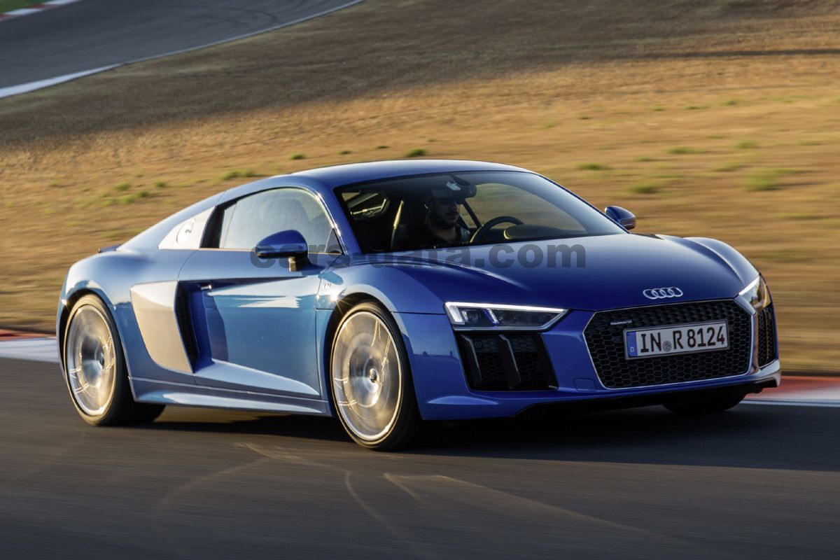 Audi R8 Coupe