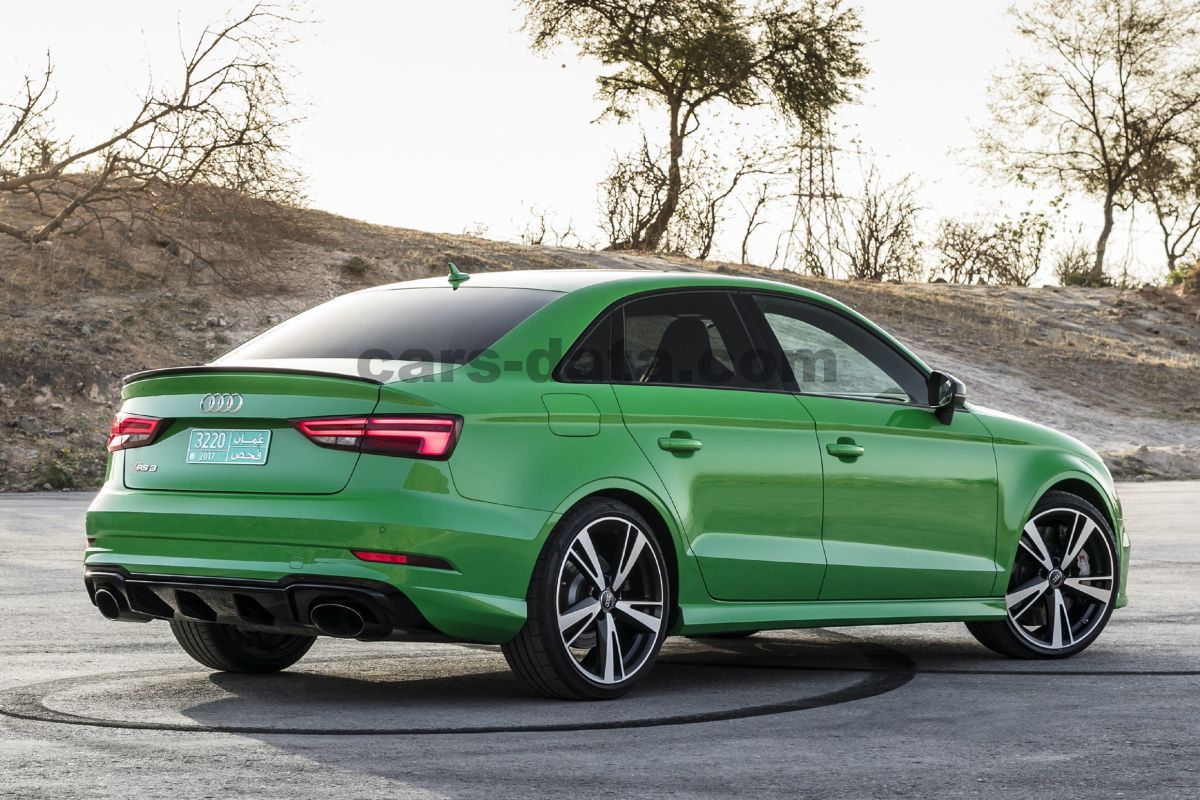 Audi RS3 Limousine