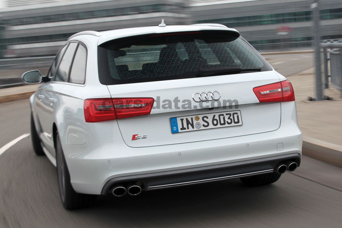 Audi S6 Avant