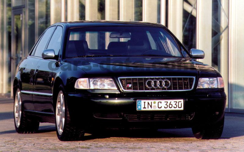 Audi S8