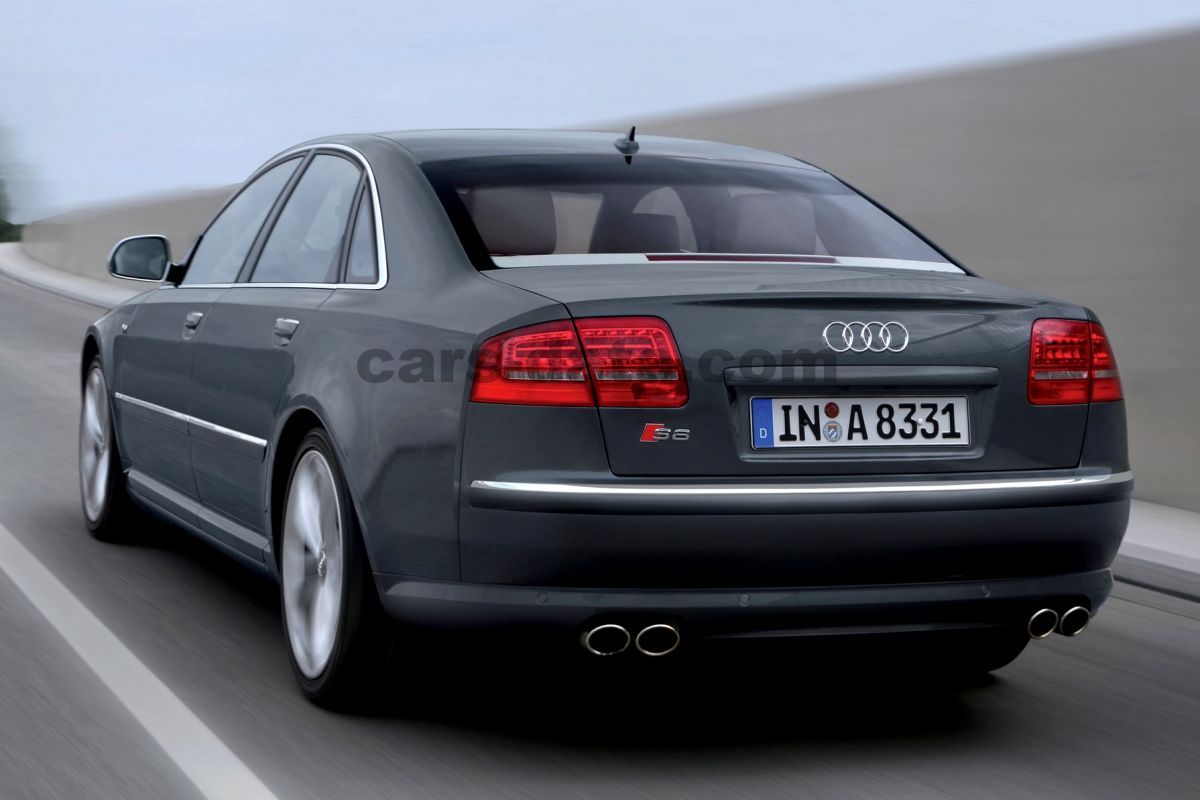 Audi S8