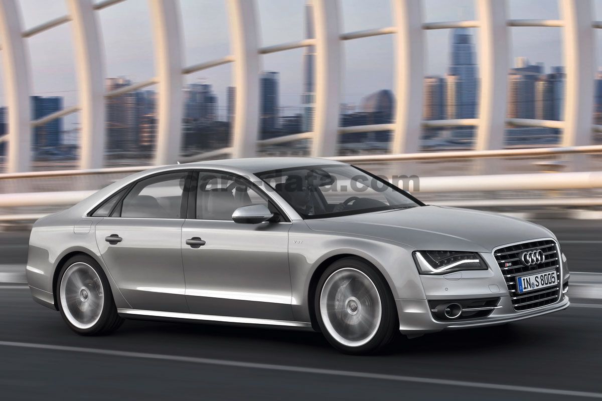 Audi S8