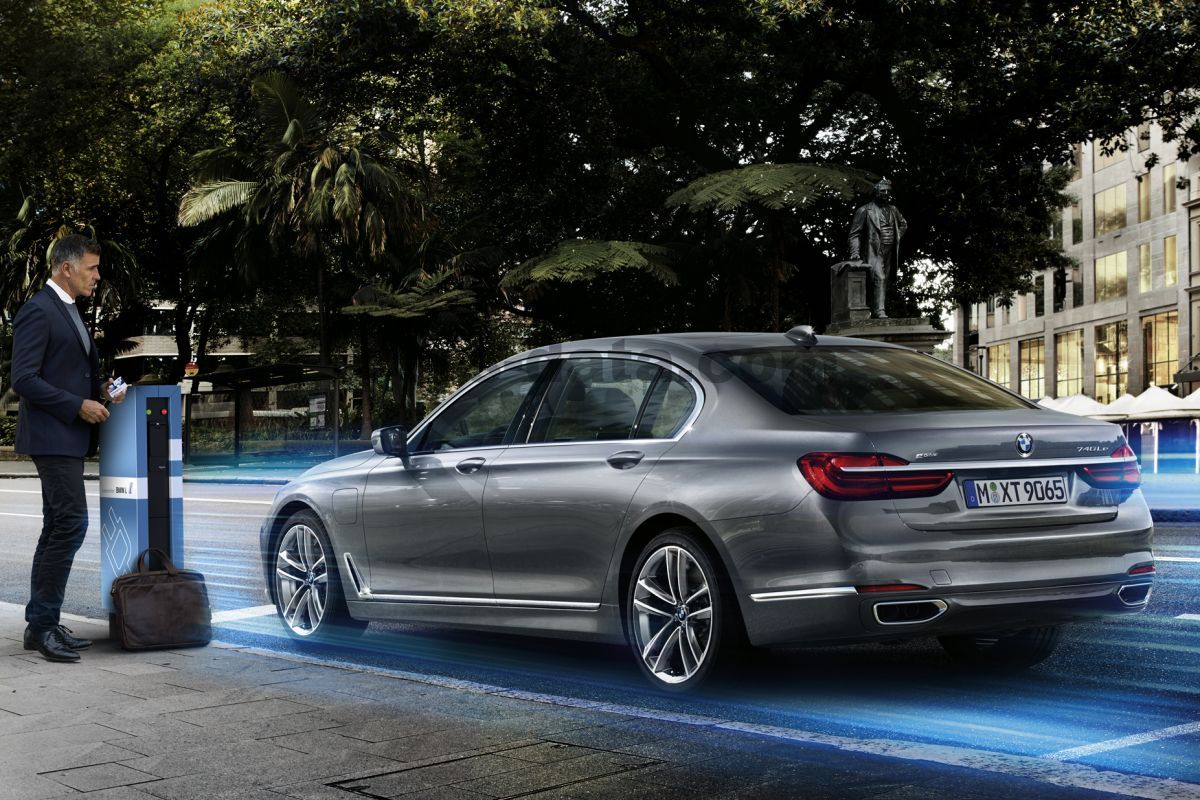 BMW 7-series