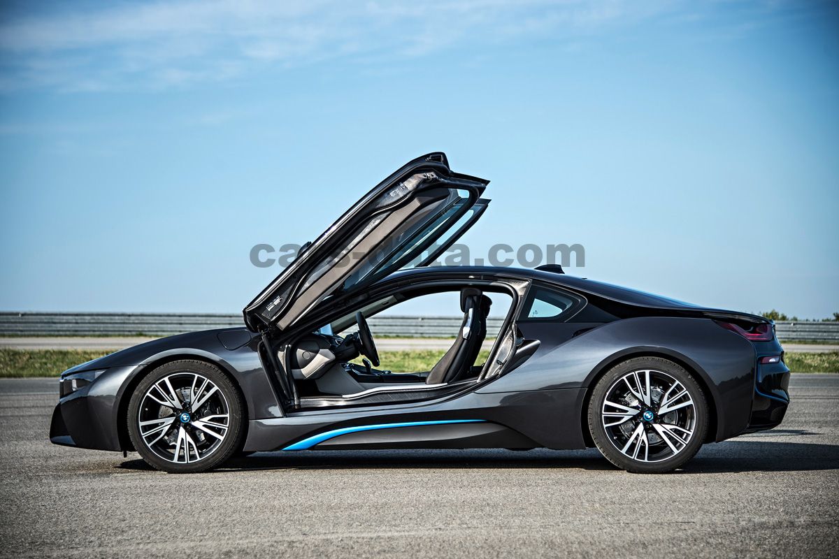 BMW i8