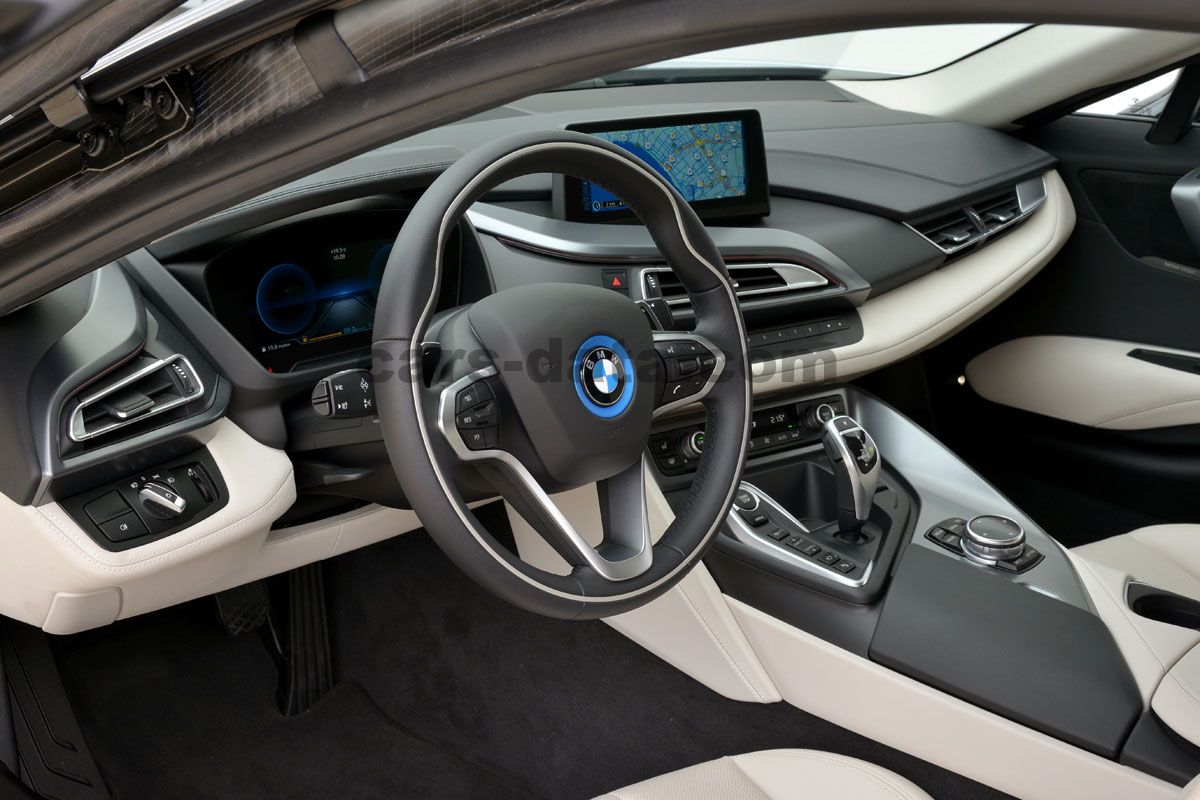 BMW i8