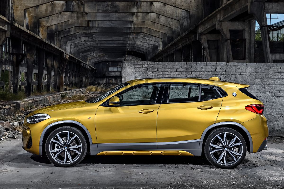 BMW X2