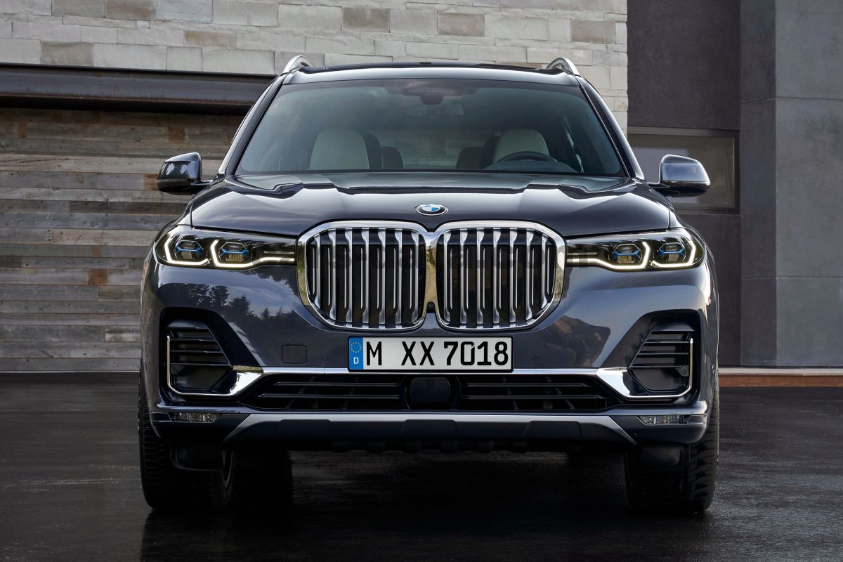 BMW X7