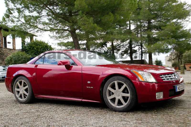 Cadillac XLR