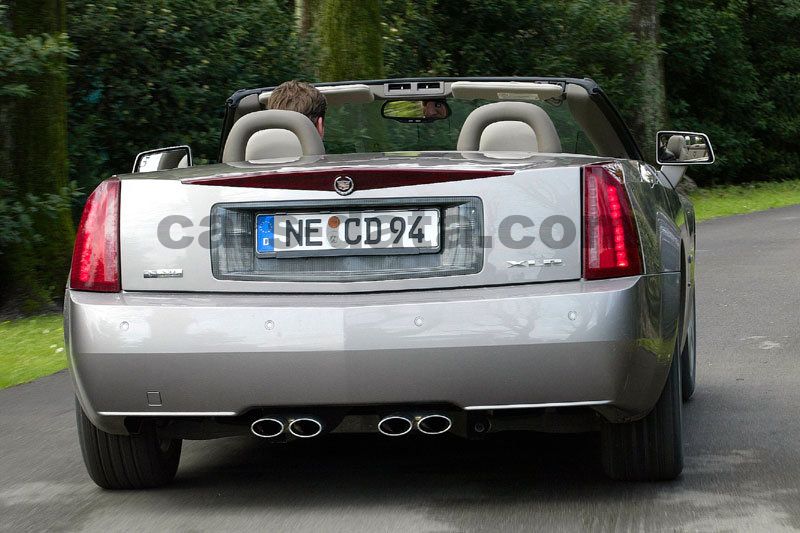 Cadillac XLR