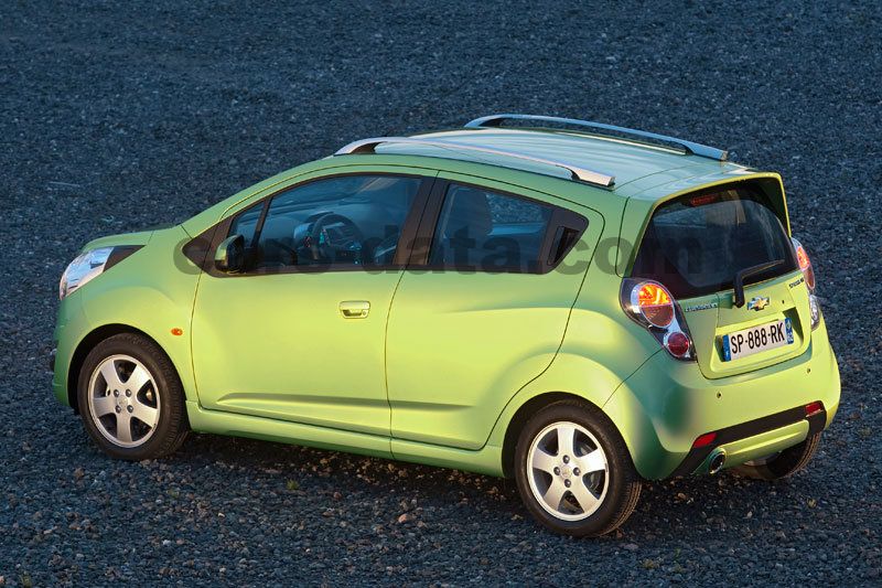Chevrolet Spark images (21 of 22)