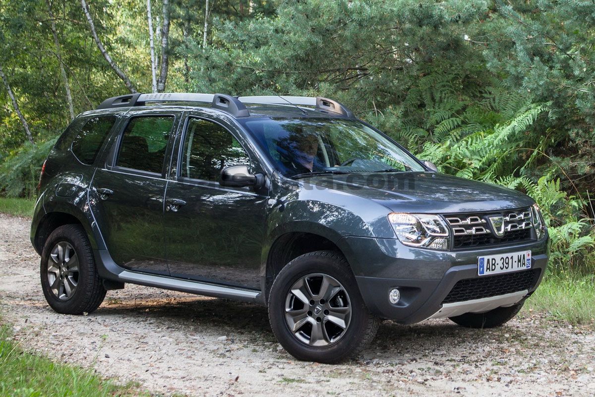 Imagini Dacia Duster 2014 (15 din 36) | cars-data.com