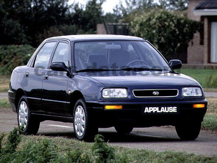 Daihatsu Applause