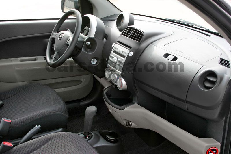 Daihatsu Sirion 2