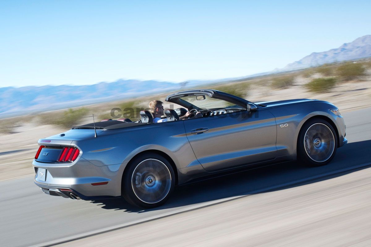 Ford Mustang Convertible