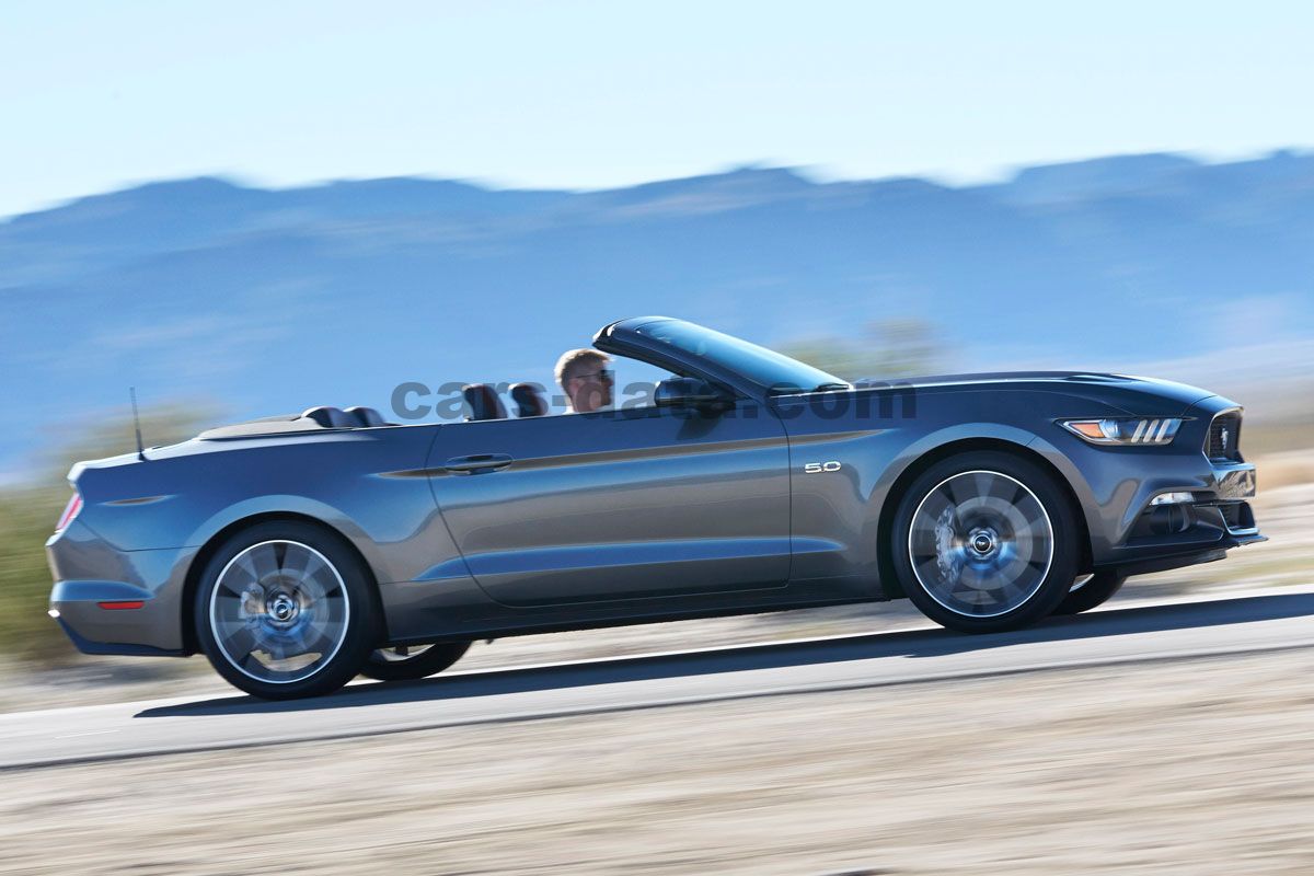 Ford Mustang Convertible