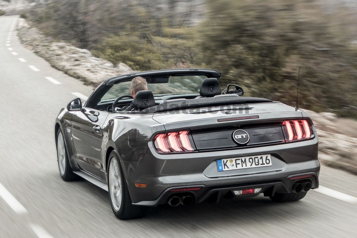 Ford Mustang Convertible