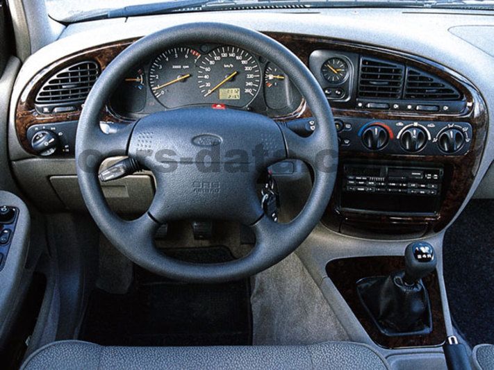 Ford Scorpio Wagon