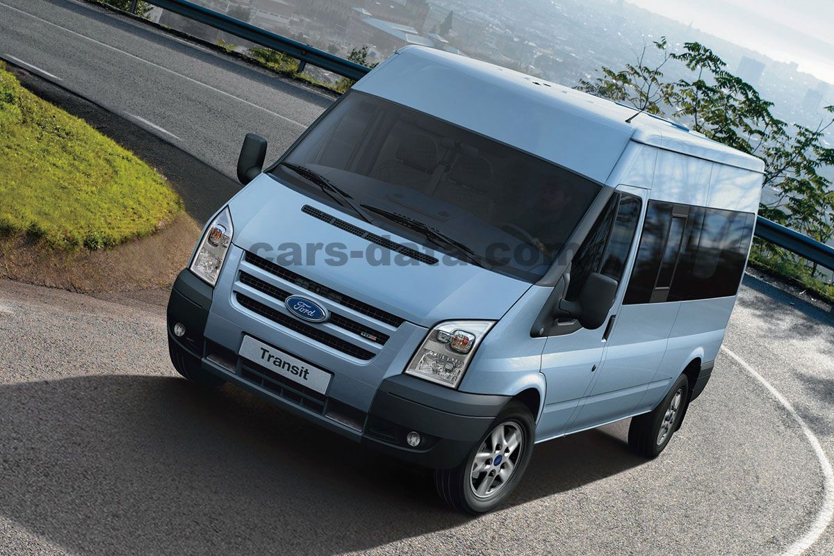 2012 Ford Transit minibus 12 seater  Qcars