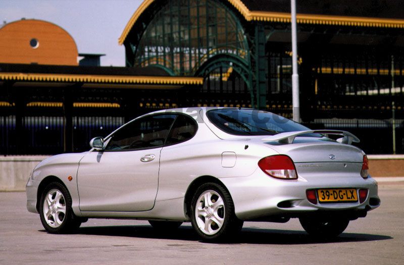 Hyundai Coupe